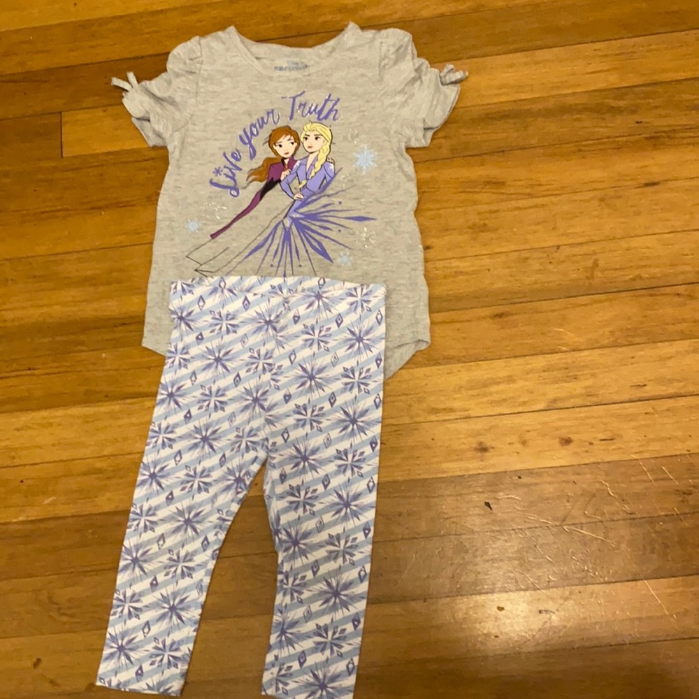 Frozen girl set
